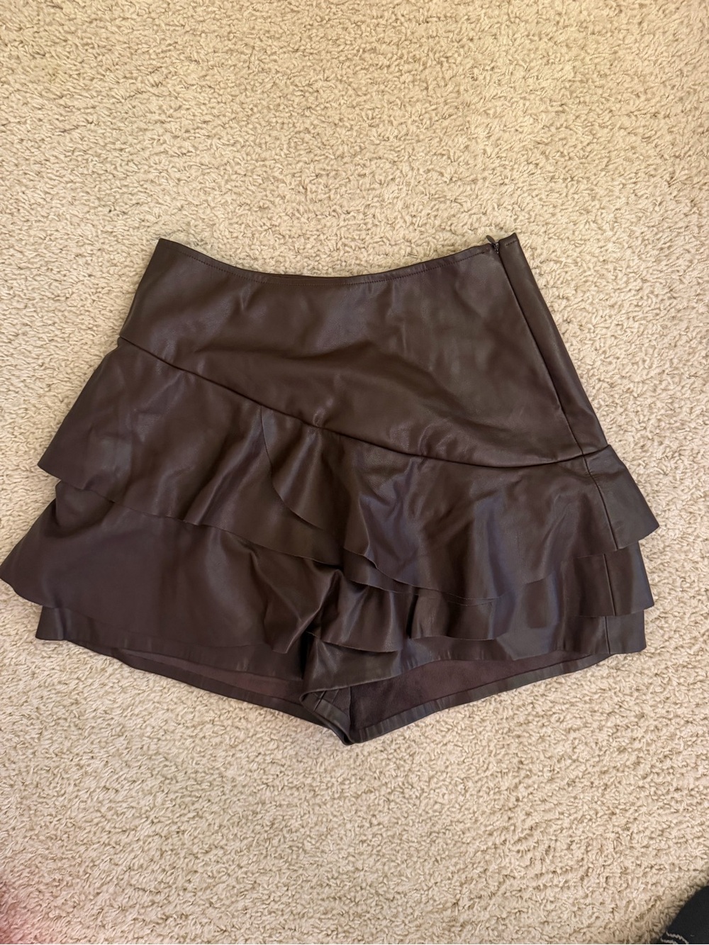 Vestique brown skort